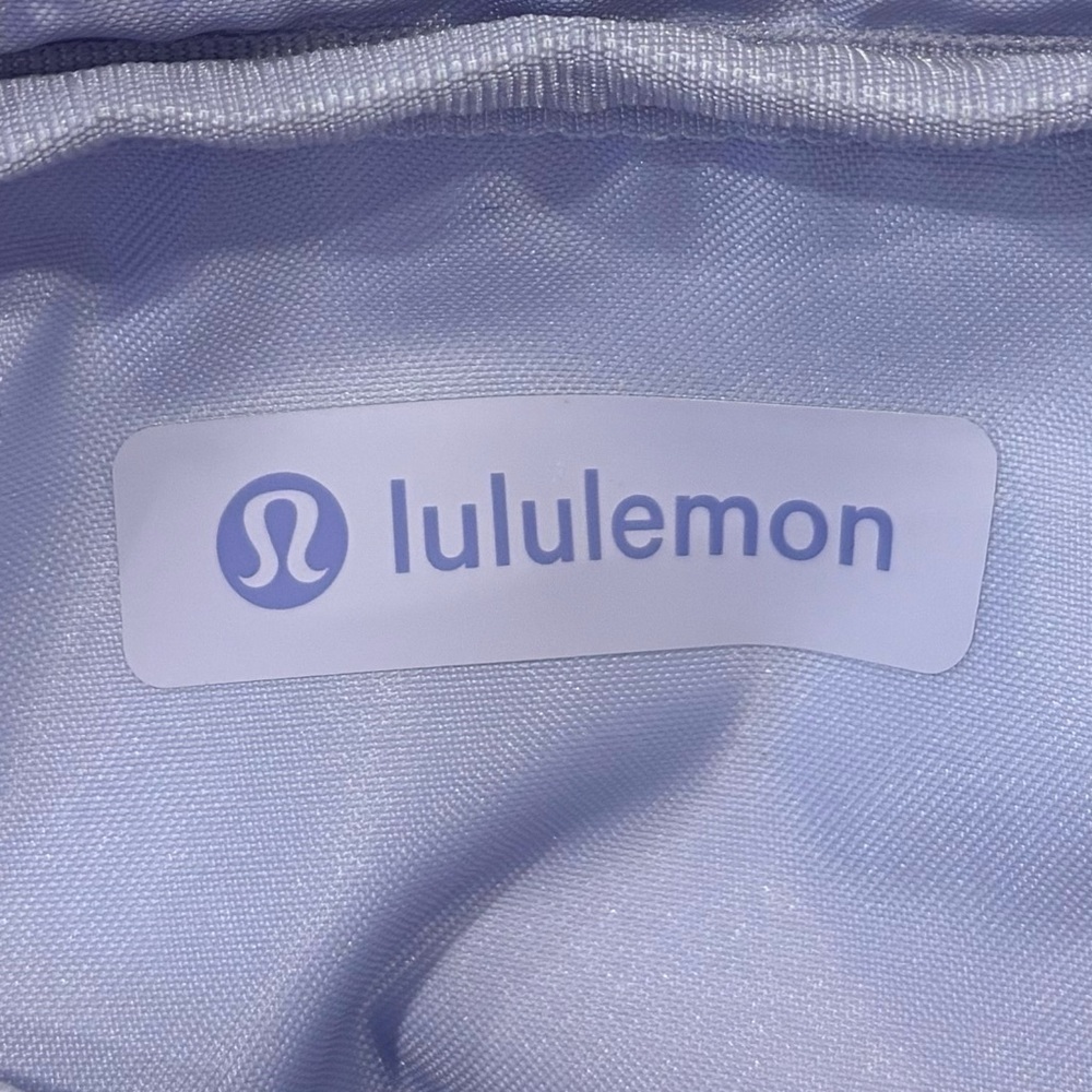 NWT Lululemon Everywhere Belt Bag Wordmark Serene Blue/Deep Sea Blue/Dusty Lilac - Picture 6 of 8